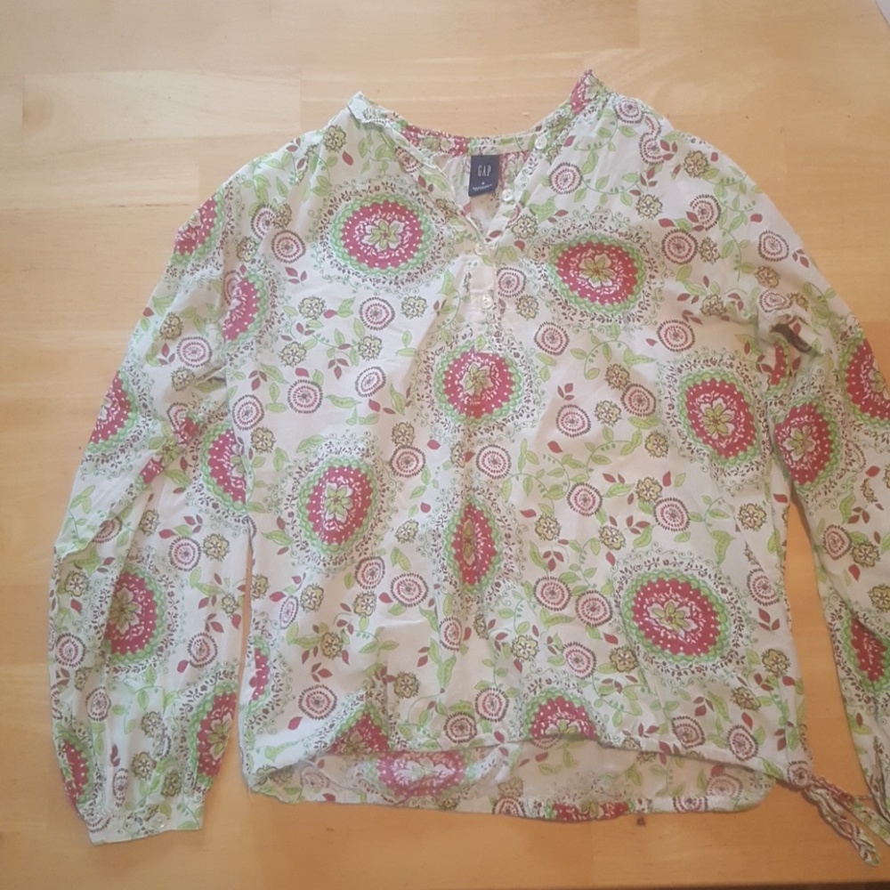 Gap button up blouse